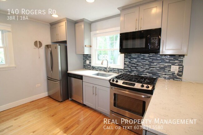 Building Photo - 3 Bedroom 1 Bath Kittery Ranch for Lease!