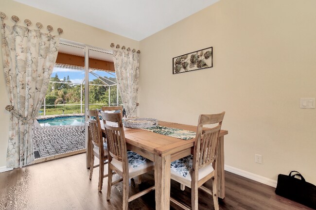 Foto del edificio - 2338 Homestead Cir