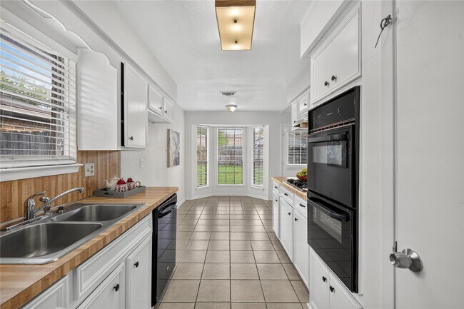Foto del edificio - 18706 Clover Glen Ln