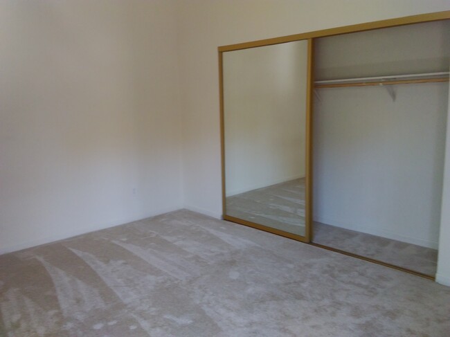 Building Photo - 7650 Arbor Creek Cir