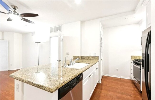 Building Photo - Breakwater Village – Beautiful 2-Bedroom, 2-Bath 55+ Condo with A/C & Resort-Style Amenities
