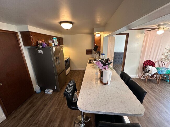 Foto del edificio - 3 Bed, 1.5 Bath Home in Prime Columbia Heights Location