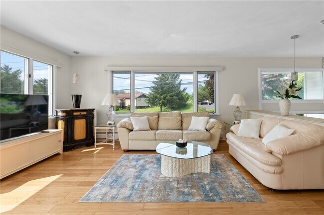 Foto del edificio - 137 Honness Ln