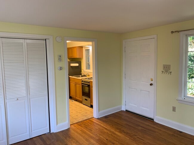 Foto del edificio - 1471 Point Way