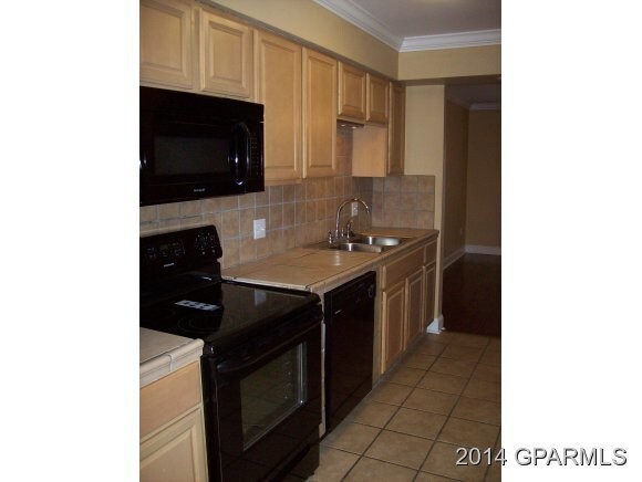Building Photo - 1866 Quail Ridge Rd