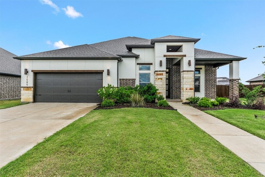 Primary Photo - 2089 Abela Dr