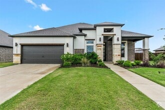 Building Photo - 2089 Abela Dr