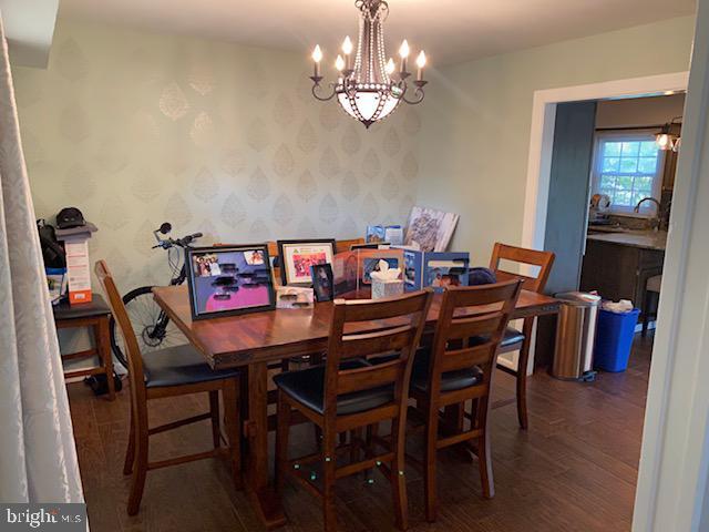 Foto del edificio - 12816 Brunswick Ln
