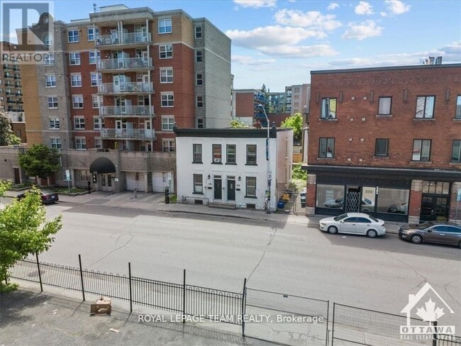 Building Photo - 308 Cumberland St