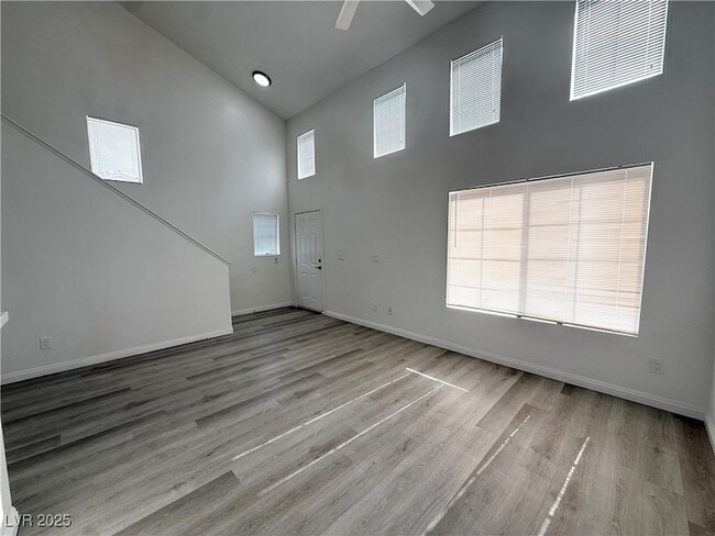 Foto del edificio - 61 Belle Point Ave