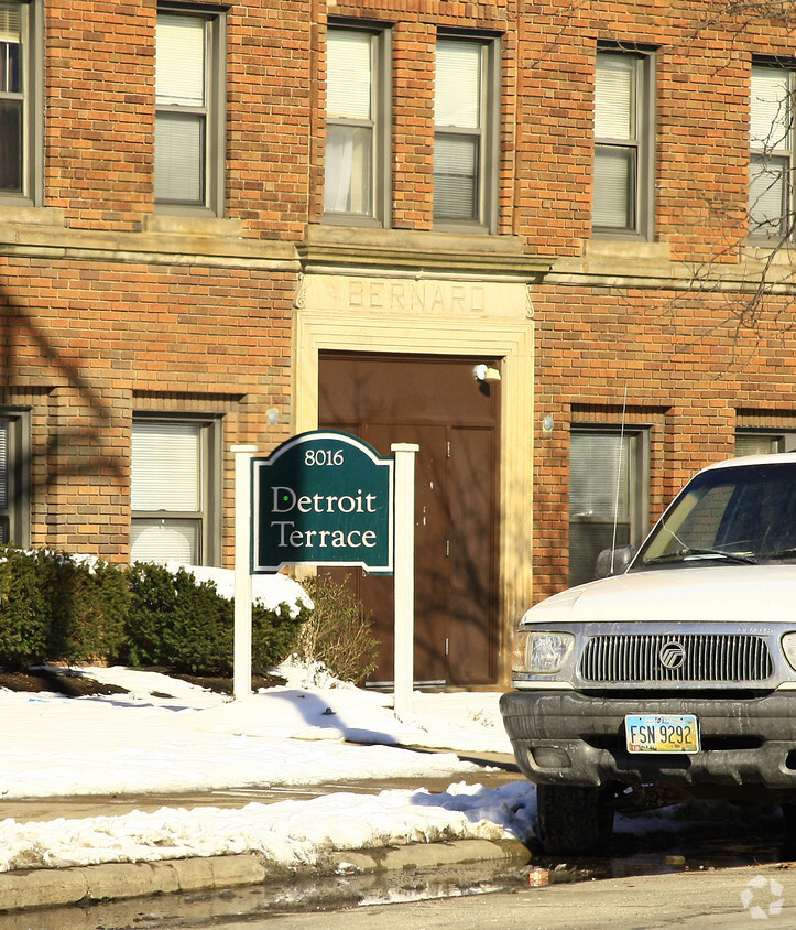 Building Photo - Magnolia on Detroit Apartments