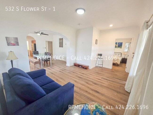 Foto del edificio - 532 S Flower St