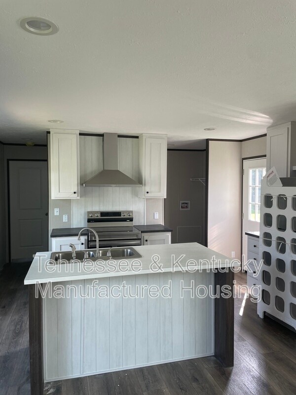 Foto del edificio - 339 Hillsdale Estates Ln