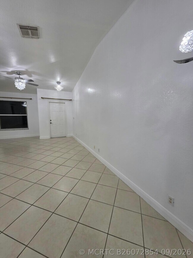 Foto del edificio - 2106 Little Torch St