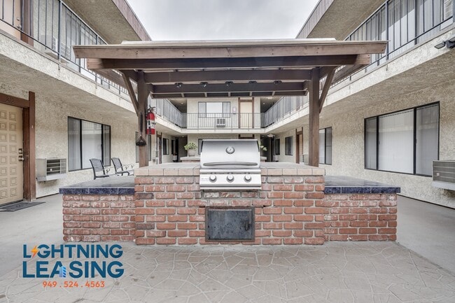 Building Photo - 5123 Klump Ave