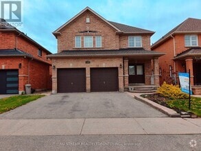 Building Photo - 279 Twin Hills Crescent