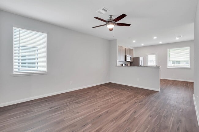 Building Photo - 13336 Burbot Dr