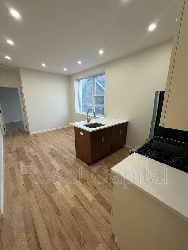 Building Photo - 15 Palisade Ave