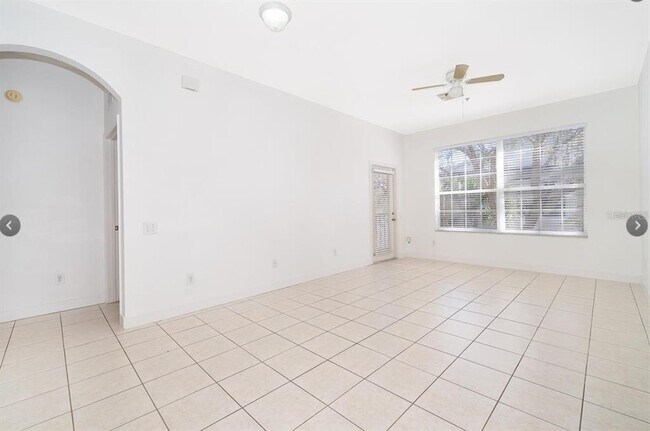 Foto del edificio - 6166 Stevenson Dr