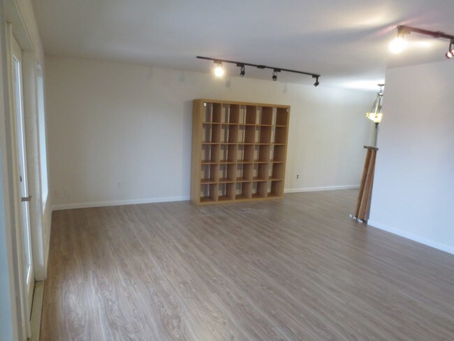 Foto del edificio - 7064 35th Ave NE