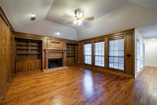 Building Photo - 14813 Sopras Cir