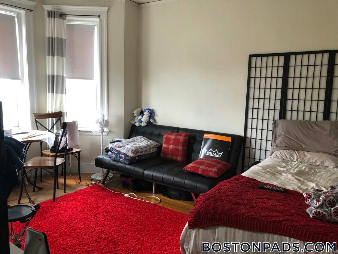 Foto principal - 1179 Boylston St