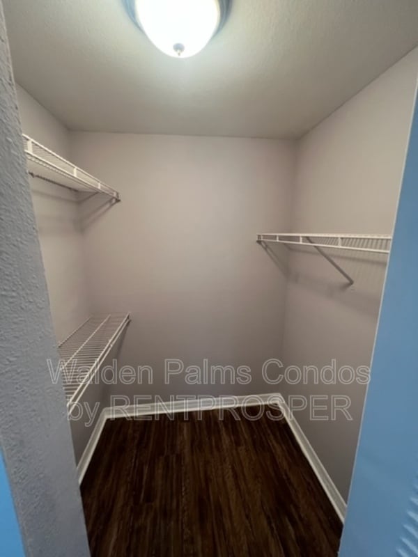 Foto del edificio - 4756 Walden Cir