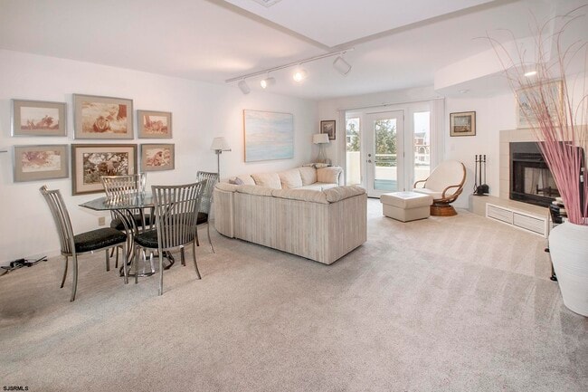 Foto del edificio - 7701 Atlantic Ave