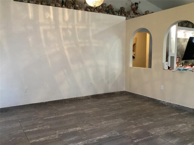 Foto del edificio - 134 Inconnu Ct