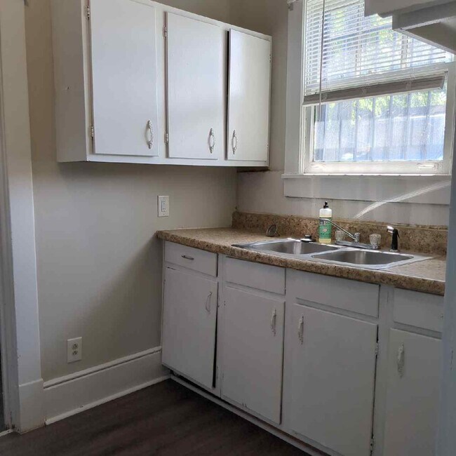 1902 Hillside Ave Nashville TN 37203 House Rental in Nashville TN