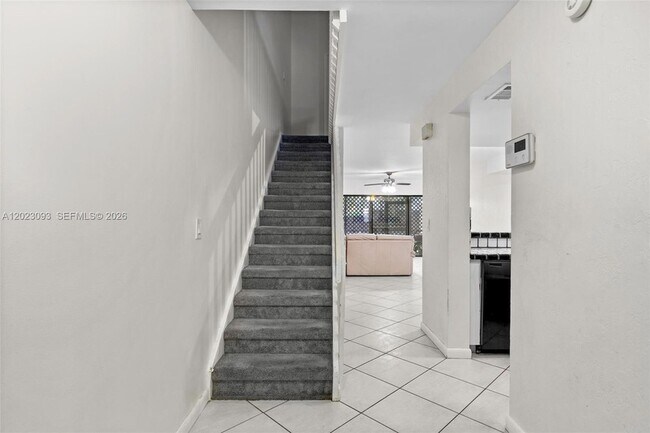 Foto del edificio - 4241 SW 71st Ter