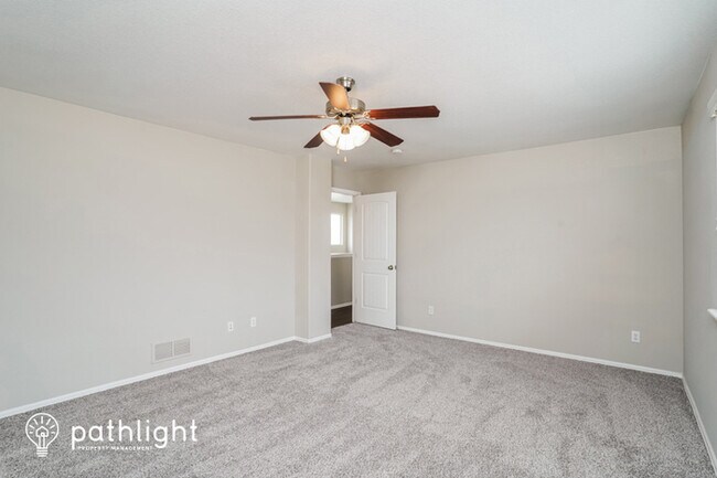 Building Photo - 2728 Sierra Springs Drive, Colorado Spring...