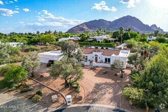 Building Photo - 6701 E San Miguel Ave