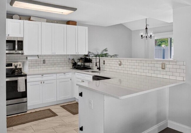 Foto del edificio - 117 Redden Ln