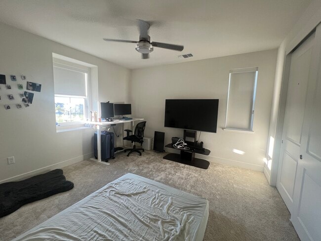 Building Photo - 4570 Miner Dr