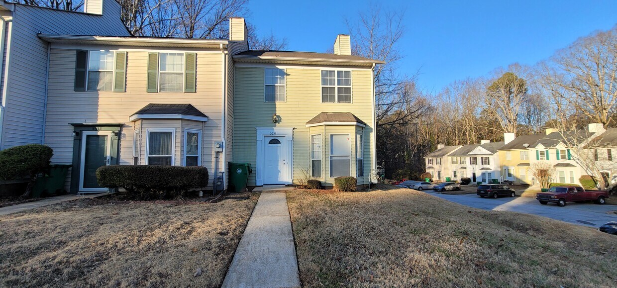 5634 Stonington Trace Pky, Stone Mountain, GA 30087 Townhome Rentals