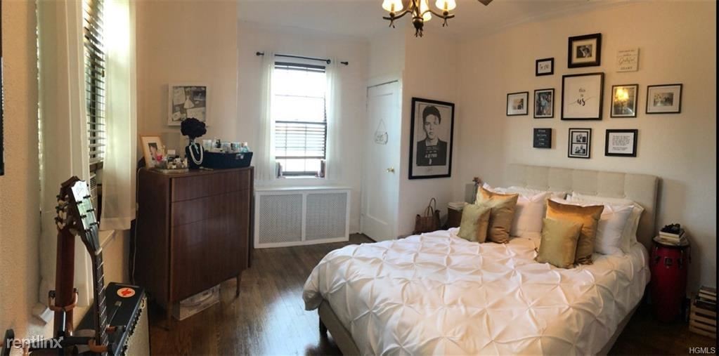 Building Photo - 3 br, 1 bath House - 42 S Bleeker St 3L