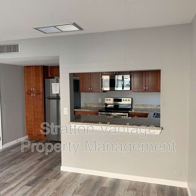 Foto del edificio - 846 N Stapley Dr
