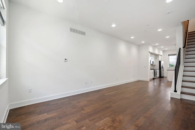 Building Photo - 1352 S Bouvier St