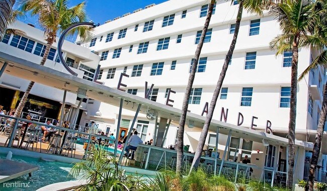 Foto del edificio - 1550 Bay Dr