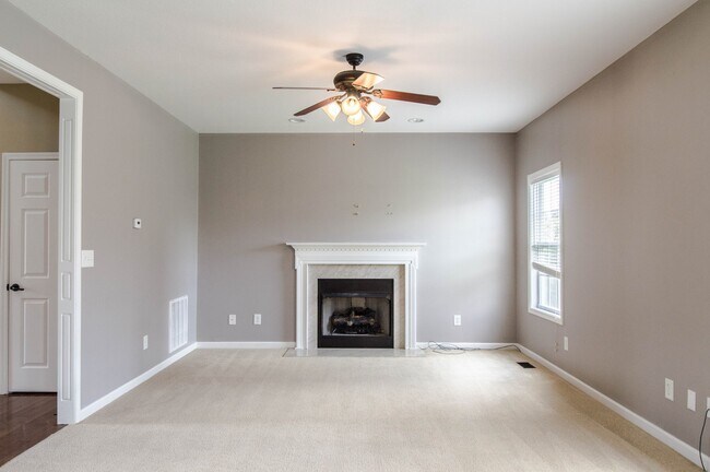 Building Photo - 1164 Stillwood Dr