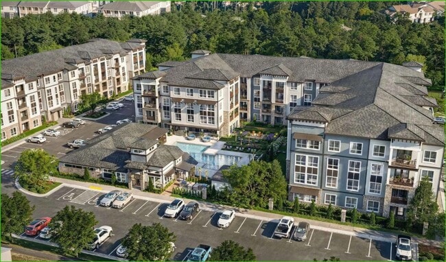 Building Photo - Venture at Port City