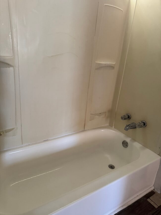 Building Photo - 2003 N Grand Ave