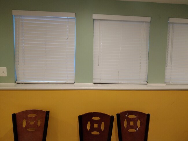 Foto del edificio - 9407 Prospect Hill Pl