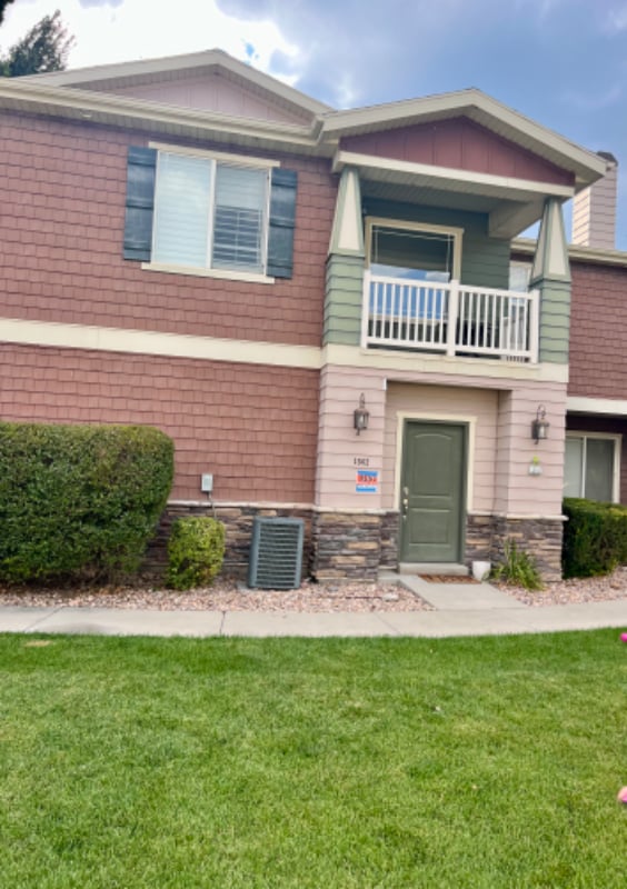 Building Photo - 1562 W 10 S