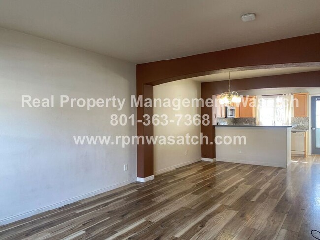 Building Photo - 12022 165 E
