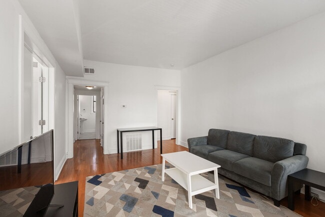 Building Photo - 6275 Enright Ave