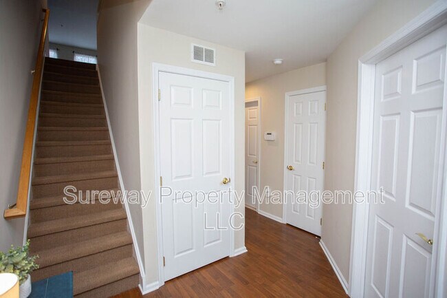 Foto del edificio - 333 Harbour Blvd