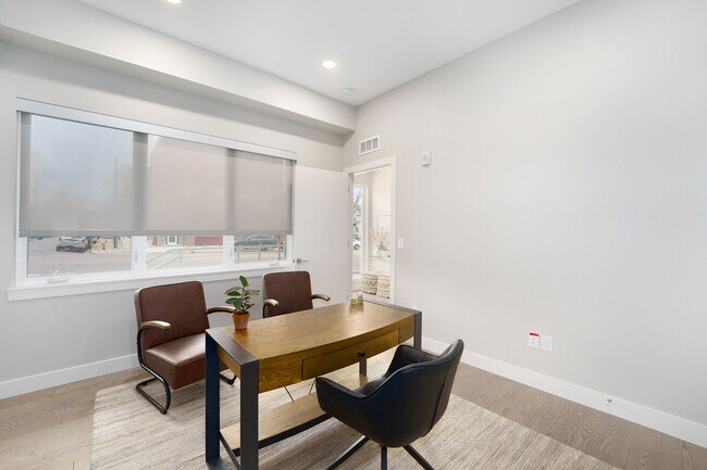 Foto del edificio - 3360 W 38th Ave