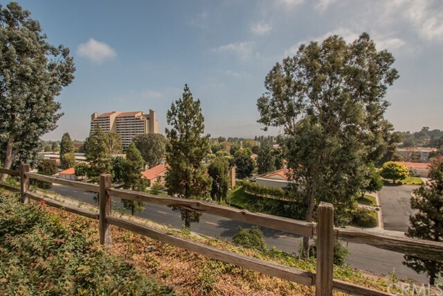 Foto del edificio - 3335 Punta Alta